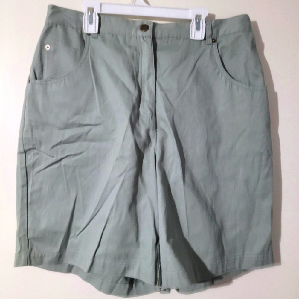 Women's size 16W